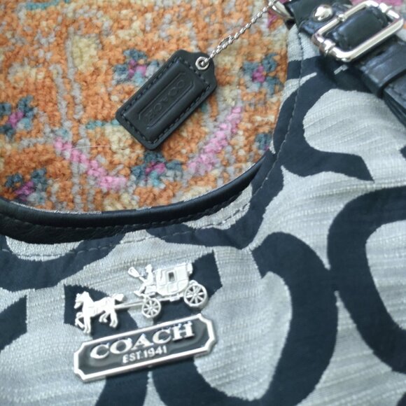 Coach Madison Maggie OpArt Shoulder Bag - Picture 4 of 9